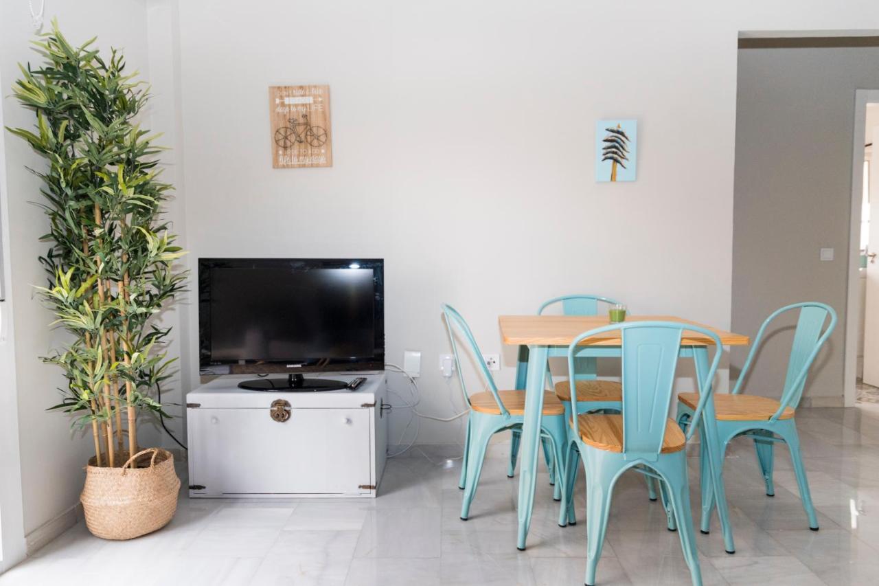 Apartamento Melina Arlu - Barrio La Victoria Малага Экстерьер фото
